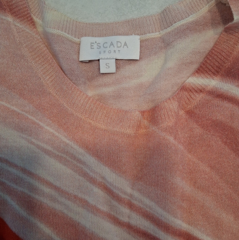Escada Sport/ Colour: Fantasy (Red, Pink, White)/ Sleeveless Top/ Size US S - Picture 6 of 10